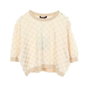 [중고] LOUIS VUITTON 니트/스웨터 깅엄 체크 크롭 반팔 RW242WW MUS FRKS23 레이온 실크 니트 여성용 Used A