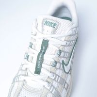 Nike P-6000 PRM HF4308-072 US10 (28cm) 淺骨色/白色-金屬銀色運動鞋 [二手] [Nike]
