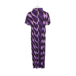 【중고】 PLEATS PLEASE ISSEY MIYAKE 원피스 플리츠 보틀넥 반팔 패턴 기타 원피스 여성용 Used A