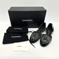CHANEL 카멜리아 도트 펌프스