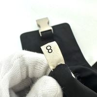 PRADA 三角形Plate單肩包