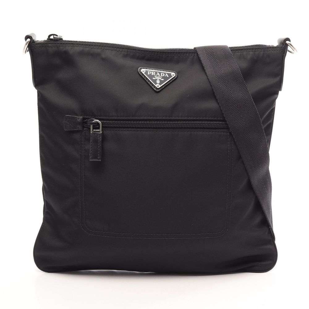 [중고] Prada PRADA 숄더백 삼각 로고 블랙 나일론 트라이앵글 로고 숄더백 여성용 Used A