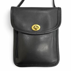 成色極佳 △ COACH復古 6908 手套皮老式 Coach 旋扣旅行手拿包單肩包 黑色 女士