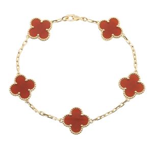 [Pre-owned] Van Cleef & Arpels Vintage Alhambra Carnelian 5-Motif Bracelet VCARD35500, Wrist size 18cm, K18 (Yellow Gold)