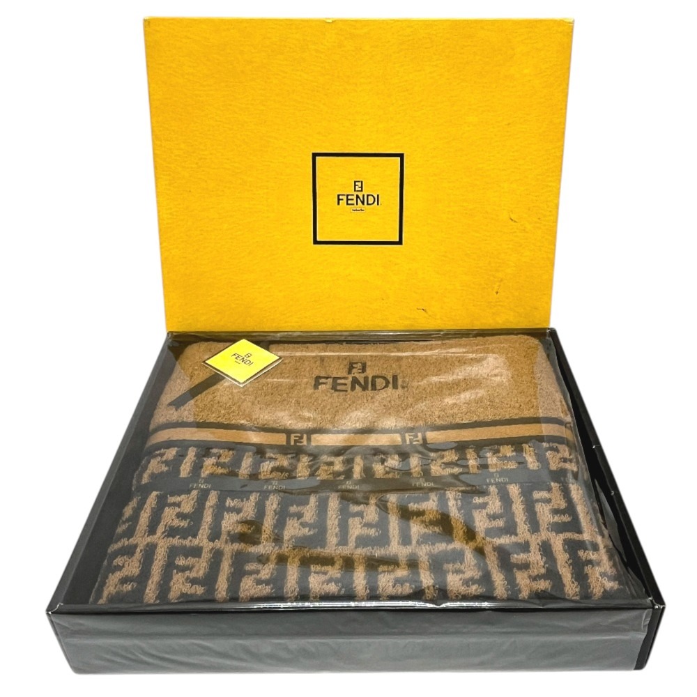 FENDI Zucca pattern towel | 日本二手精品 ｜ DOKODEMO