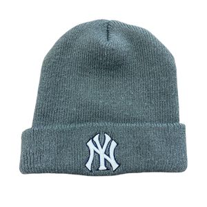 MAJOR LEAGUE BASEBALL New York Yankees Beanie Knit Cap, Gray, Size 57-59, Used