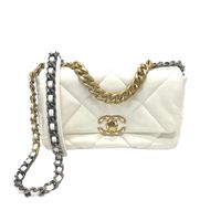 CHANEL Matelassé Chanel 19 Shoulder Bag