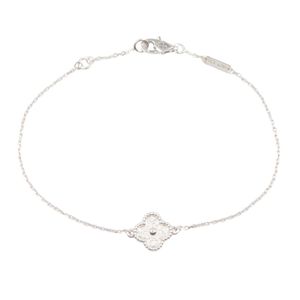 [Pre-owned] Van Cleef & Arpels Sweet Alhambra Diamond Bracelet VCARO85600 Wrist size 15.5/17cm K18WG (White Gold) Diamond