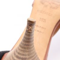 【二手】Hermes 爱马仕 铆钉皮革穆勒鞋 凉鞋 女士 Used B