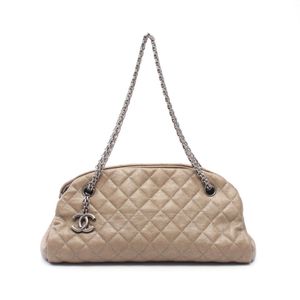 [중고] Chanel 샤넬 숄더백 마틀라세 마드모아젤 볼링백 브론즈 레더 마틀라세 마드모아젤 볼링백 여성용