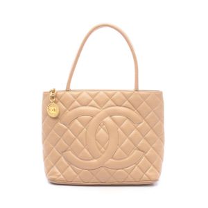 [중고] Chanel 샤넬 토트백 복각 토트 A01804 베이지 캐비어 스킨(그레인드 카프) 복각 토트 여성용 Used B