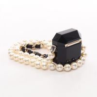 【中古】 シャネル CHANEL 携帯・スマホアクセサリー B21A ココマーク airpodsケース ネックレス レザー airpodsケース レディース Used A