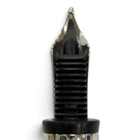 全新 ▼MONTBLANC摩納哥格蕾絲Muse粉色托帕石鋼筆,繆斯系列,14K金筆尖(M),墨囊式,象牙色,德國製造,女士款