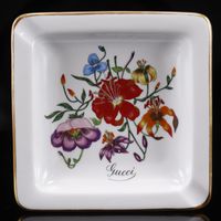 Gucci Square Ashtrays, Set of 4, Other Goods, Richard Ginori Collaboration, Flower Design, Vintage Ceramic, White, Flower Pattern, Set of 4 square ashtrays - [Used]