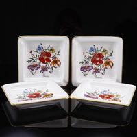 Gucci Square Ashtrays, Set of 4, Other Goods, Richard Ginori Collaboration, Flower Design, Vintage Ceramic, White, Flower Pattern, Set of 4 square ashtrays - [Used]