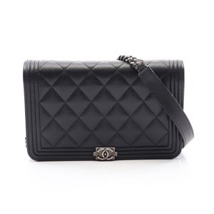 [중고] Chanel 샤넬 숄더백 보이 샤넬 마틀라세 블랙 캐비어 스킨(그레인드 카프스킨) 보이 샤넬 마틀라세 체인 월렛