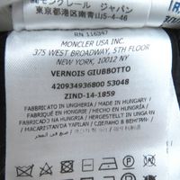 成色極佳 △ MONCLER VERNDIS 可拆卸領子設計圍脖式logo拉鍊羽絨服，黑色，0碼，正品女款