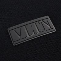 成色極佳 ○ VALENTINO 20AW VW3KC13W75D 100% 羊絨圓領針織衫，飾有 VLTN 標誌貼片，黑色，S 碼，意大利製造，正品男士