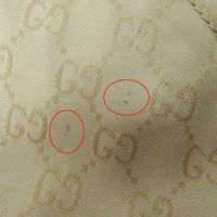 狀況極佳 ◎ GUCCI 2024 年 771441 GG 圖案繫帶寬袖超大長款單件風衣，米色，40 碼，意大利製造，正品，女款。