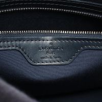 [중고] LOUIS VUITTON 스톡턴 M55115 블루 레더 손가방 여성용 Used A