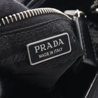 [중고] Prada PRADA 손가방 MOON 1BA381 블랙 나일론 레더 Re-Edition 2002 문 패디드 백 여성용 Used A