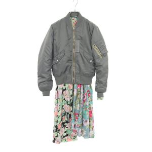 [중고] JUNYA WATANABE COMME des GARCONS 블루존 솜 충전 플라워 패턴 도킹 재킷 나일론 블루존 여성용 Used A