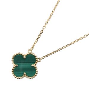 [Pre-owned] Van Cleef & Arpels Vintage Alhambra Malachite Necklace VCARO9VA00 Neck size 37/41.5cm K18 (Yellow Gold) Vintage Alhambra Malachite Necklace