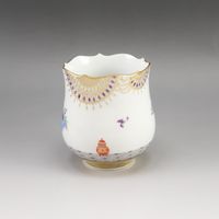 ไมเซน (Meissen) Arabian Nights ถ้วยและจานรอง เครื่องใช้บนโต๊ะอาหาร 23582/680710 No.3 Arabian Nights Cup & Saucer _【สินค้ามือสอง】