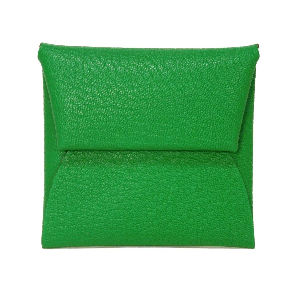 สินค้ามือสอง HERMES Bastia Verso Chevre Mysore Goat Skin Rose Darling Green Light Pastel Pink Bi-color Snap Button กระเป๋าใส่เหรียญ สภาพใหม่ยังไม่ได้ใช้งาน Chevre Bamboo กระเป๋าใส่เหรียญ 078479CKBB