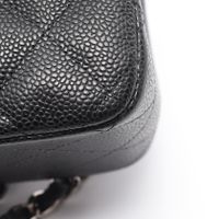 [Pre-owned] Chanel CHANEL Shoulder Bag, Large Matelassé 30 Classic Large Double Flap A58600 Black Caviar Skin (Grained Calfskin) Large Matelassé Chain Shoulder Bag