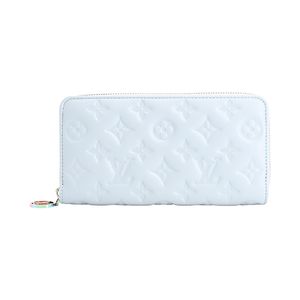 [Used] Louis LOUIS VUITTON Zippy Wallet M83682 Lambskin Light Blue