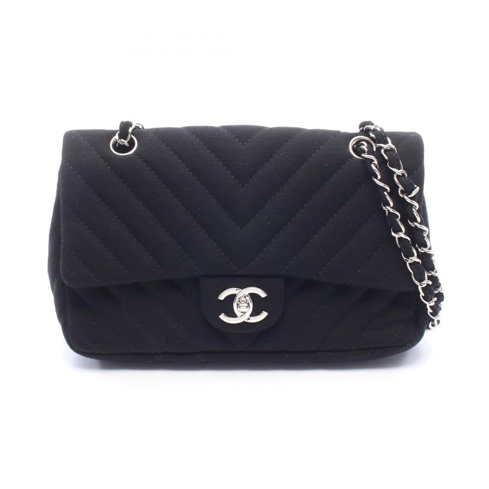 [Used] Chanel CHANEL Shoulder Bag Chevron V-stitch Black Fabric Chevron V-stitch Chain Shoulder Women's Used A