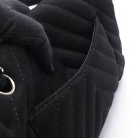 [Used] Chanel CHANEL Shoulder Bag Chevron V-stitch Black Fabric Chevron V-stitch Chain Shoulder Women's Used A
