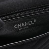 [Used] Chanel CHANEL Shoulder Bag Chevron V-stitch Black Fabric Chevron V-stitch Chain Shoulder Women's Used A