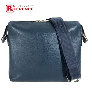 LOUIS VUITTON DR2115 타이가 그리고리 메신저 PM 숄더백