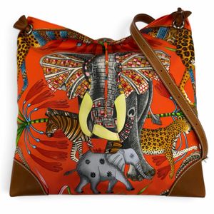 美品☆HERMES エルメス シルキーシティ33 PM La Marche du Zambeze ザンベジ川の行進 シルク100％ バレニア/オレンジポピー/フォーブ ショルダーバッグ X刻印 フランス製 レディース 保存袋付き