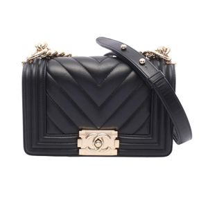 [중고] Chanel 샤넬 숄더백 보이 샤넬 스몰 A67085 블랙 램스킨(양가죽) 보이 샤넬 쉐브론 체인 숄더백 스몰