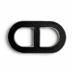Excellent condition △HERMES Chaine d'Ancre brooch, leather, silver hardware, black, made in France, women's/men's, with box and dust bag. Highly recommended!