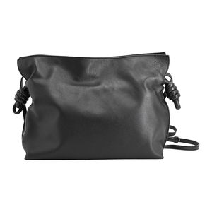 【สินค้ามือสอง】โลเว่ LOEWE กระเป๋าสะพายไหล่ Flamenco Clutch Medium A411FC1X62 หนังลูกวัว สีดำ