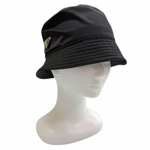 極美品▼PRADA プラダ 2025年製 2HC137 Re-Nylon トライアングルロゴ 三角プレート 帽子 バケットハットブラック L イタリア製 正規品 メンズ 箱・保存袋付き