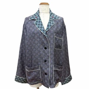 未使用品△LOUIS VUITTON ルイヴィトン シルク100％ LVボタン付き 3Dモノグラムプリント 総柄 長袖シャツ ネイビー系 マルチカラー 34 イタリア製 正規品 レディース