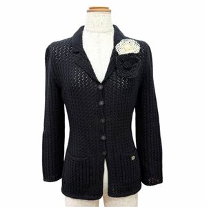 Excellent condition △CHANEL vintage 03P P21109 cotton cashmere knit jacket cardigan with Plate Coco button and corsage, black, size FR 34, made in France, authentic, women's.