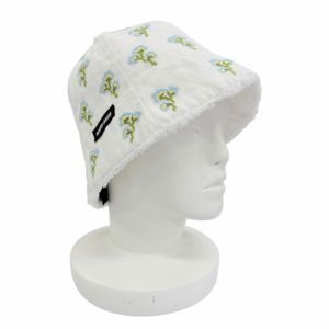 최상급 컨디션☆MIUMIU 26SS 5HC502 2IHW 100% 리넨 플라워 자수 비니 캡 화이트 S 이탈리아제 정품 여성용 더스트백 포함