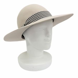 최상급 컨디션☆Hermes 에르메스 Betty 하트 울 100% 홀스 패턴 리본 베이지 IT 58 이탈리아제 정품 여성용 보관 파우치 포함