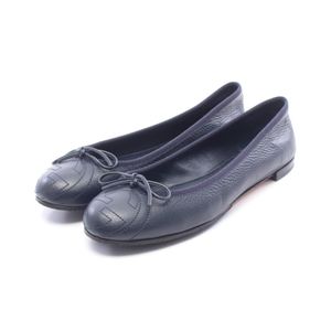 [중고] Gucci 구찌 인터로킹 G 가죽 플랫 슈즈 여성용 Used A
