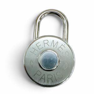 极美品☆Hermes 爱马仕 Clou de Selle 吊坠 SS 现行款 银色 法国制造 女士 定价106,700日元
