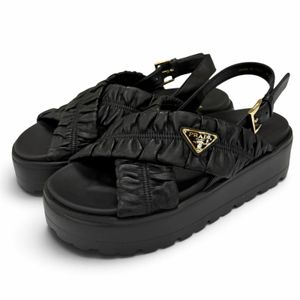 全新未使用 ★ PRADA 26SS 1XZ796 絎縫皮革厚底涼鞋，飾有三角形標誌，黑色，尺寸 35.5，義大利製造，女款，帶鞋盒和防塵袋