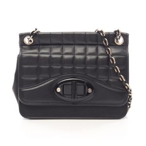 【สินค้ามือสอง】 ชาแนล CHANEL กระเป๋าสะพายไหล่ Choco Bar 2.55 อะไหล่ผสม สีดำ หนังแกะ (Lambskin) กระเป๋าสะพายไหล่โซ่ฝาพับ Choco Bar 2.55 สำหรับผู้หญิง