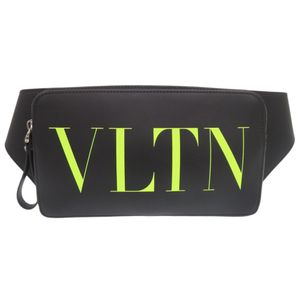 신품급 Valentino Garavani VLTN 로고 레더 블랙 바디백/웨이스트백 블랙 1326 [중고]