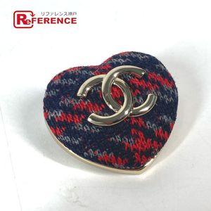 CHANEL B22K Heart Coco Mark CC Brooch